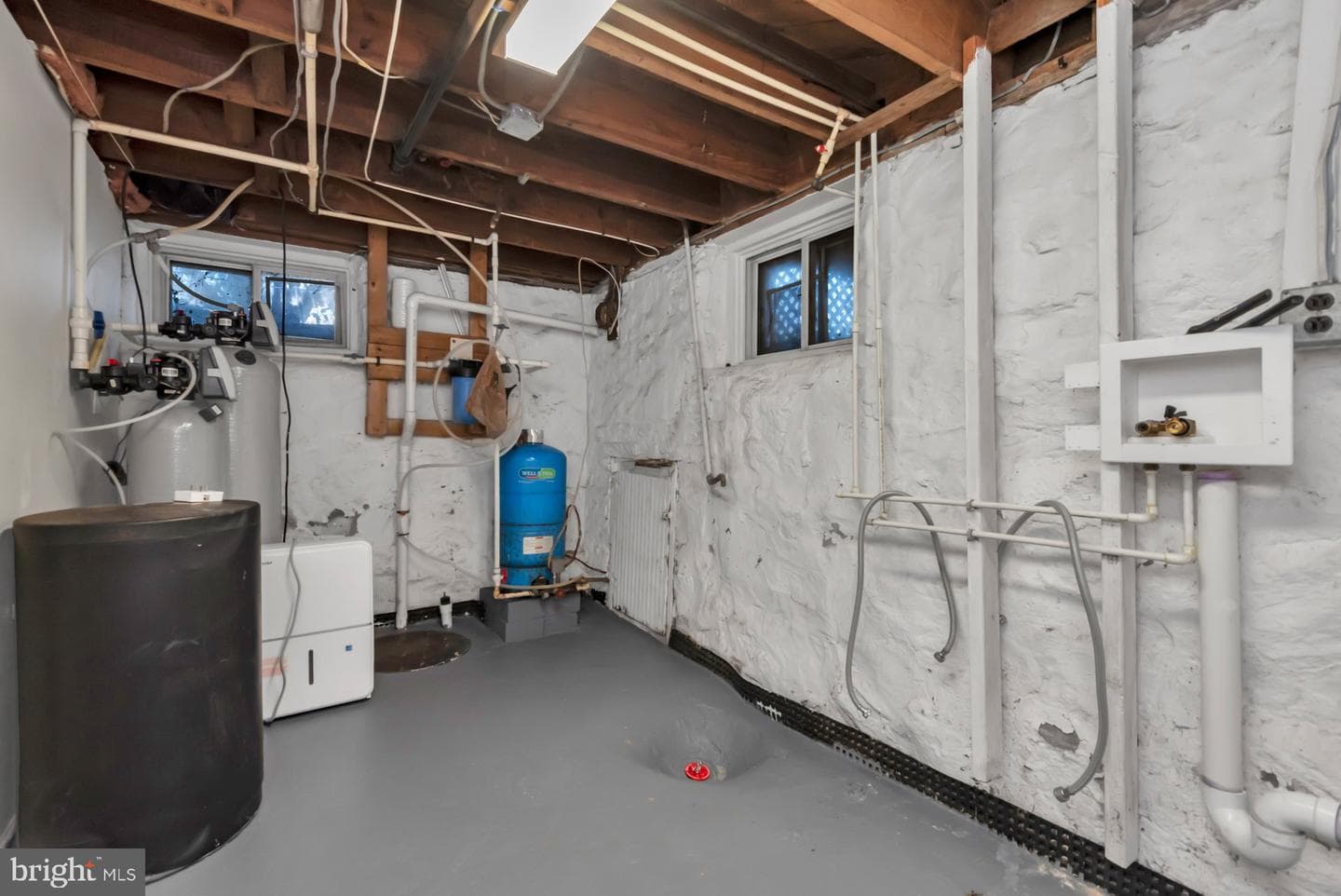 5701 Old Court photo 39