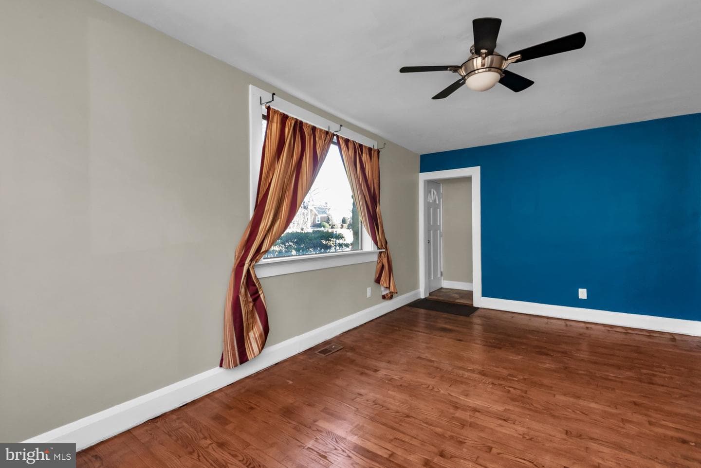 5701 Old Court photo 8
