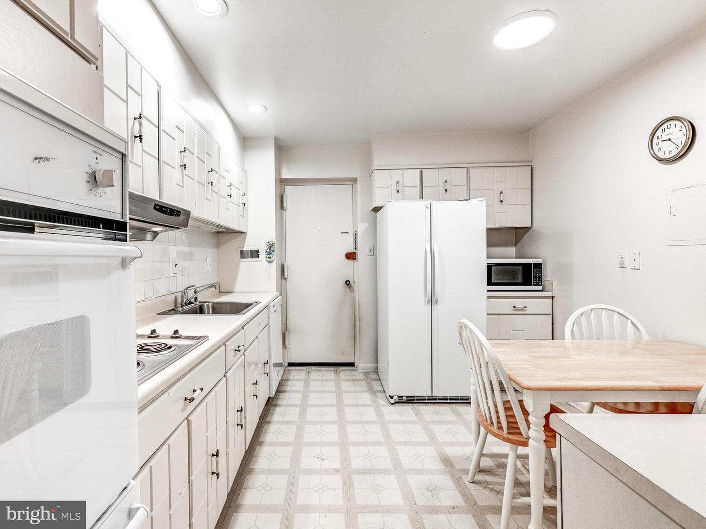 7 Slade Avenue #619 photo 13