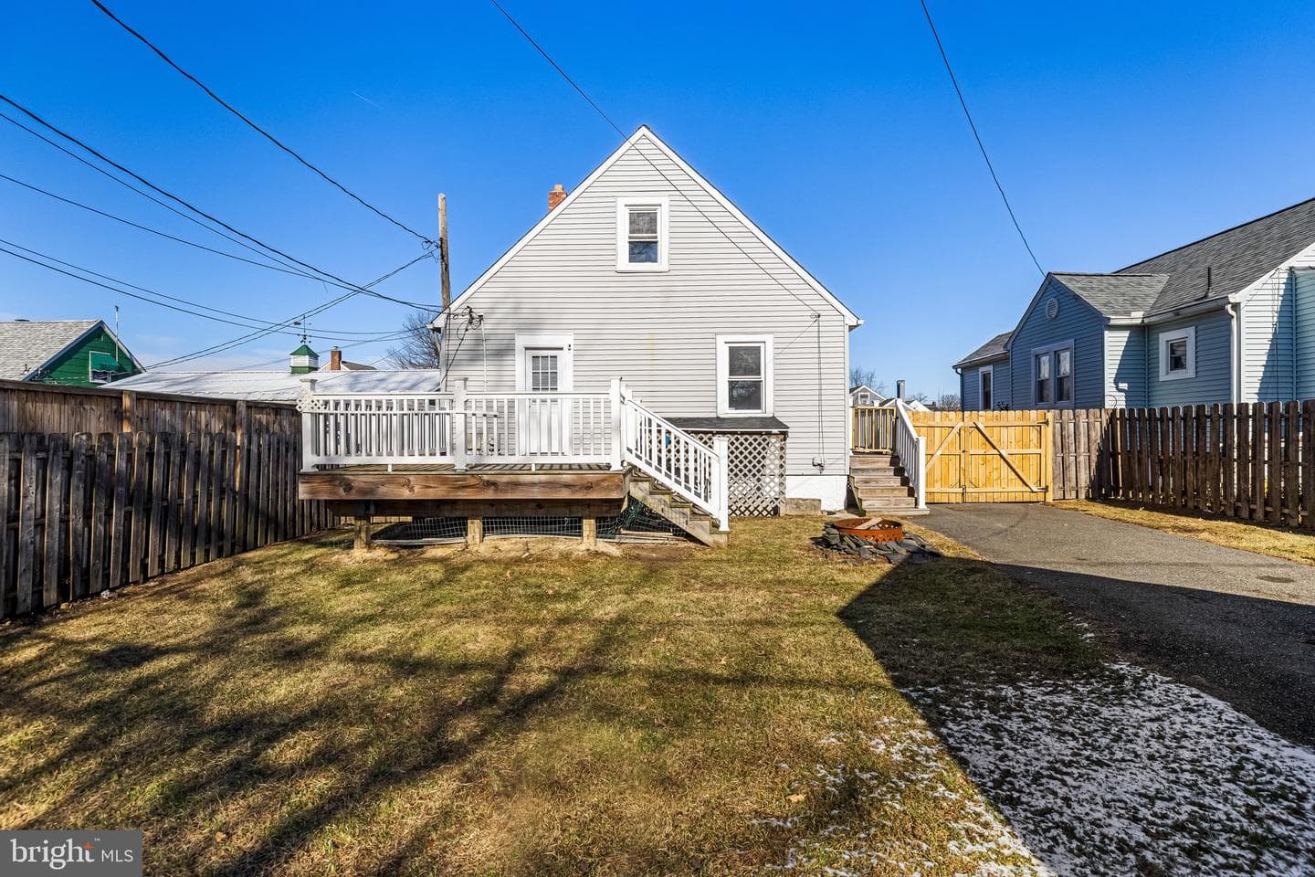 2601 Hillcrest Avenue photo 49