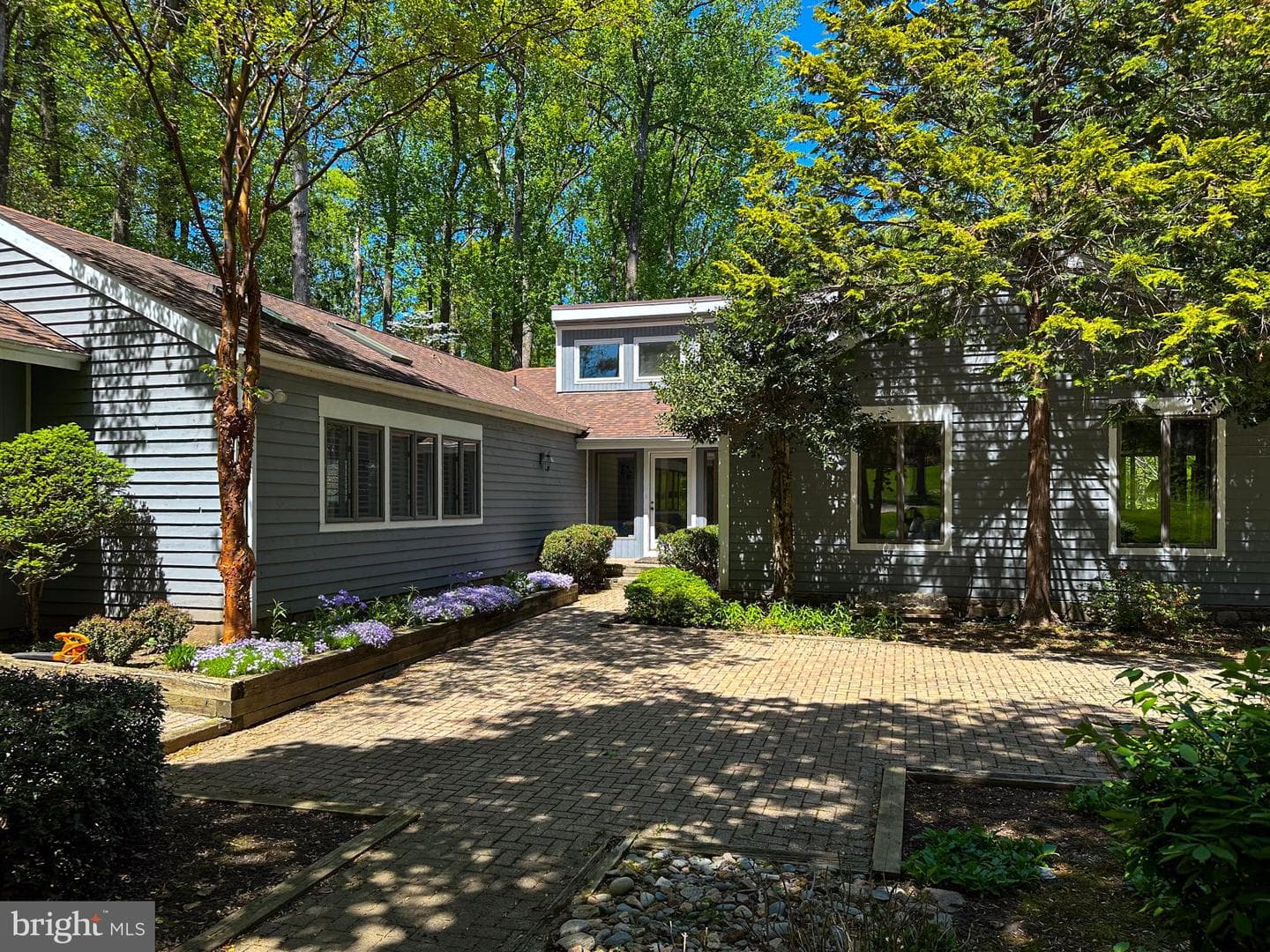 4004 Holly Knoll Drive photo 10