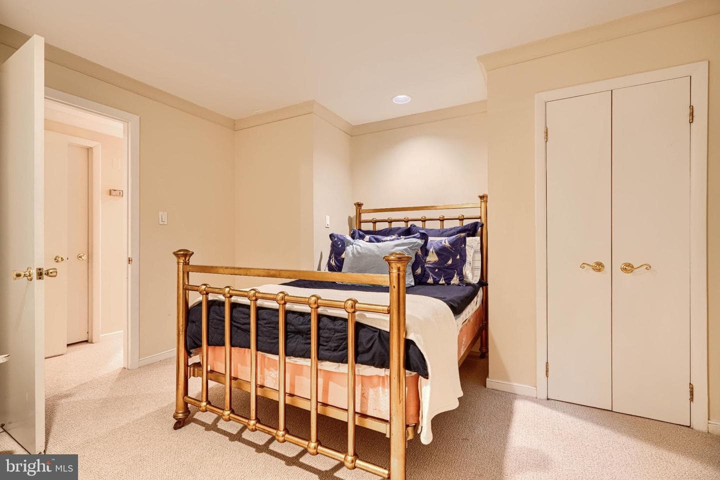 4004 Holly Knoll Drive photo 58