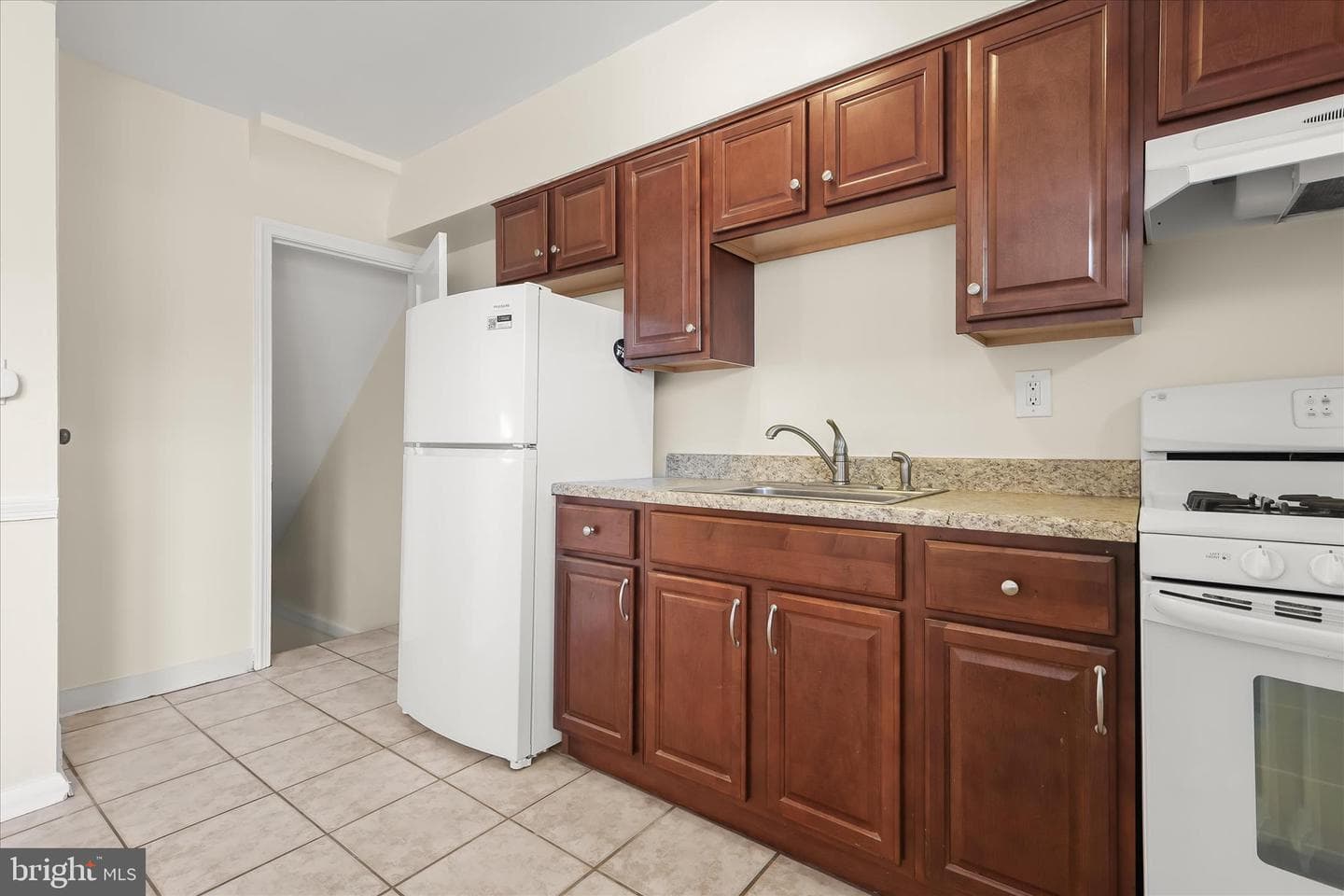 8307 Ridgely Oak Road photo 10