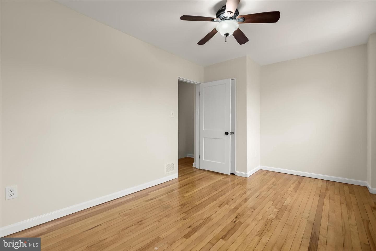 8307 Ridgely Oak Road photo 13