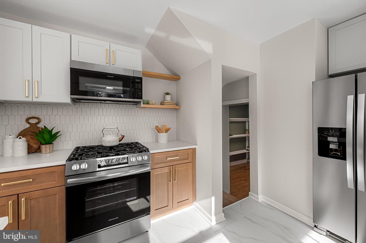 517 Worcester Road photo 19