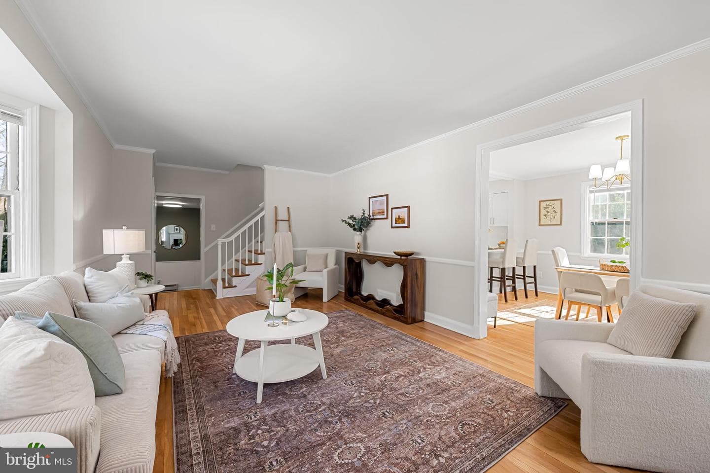 517 Worcester Road photo 6
