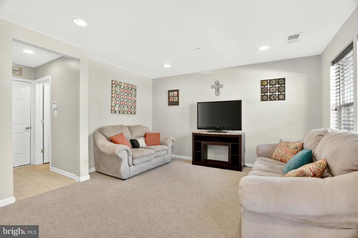 331 Paladium Court photo 23