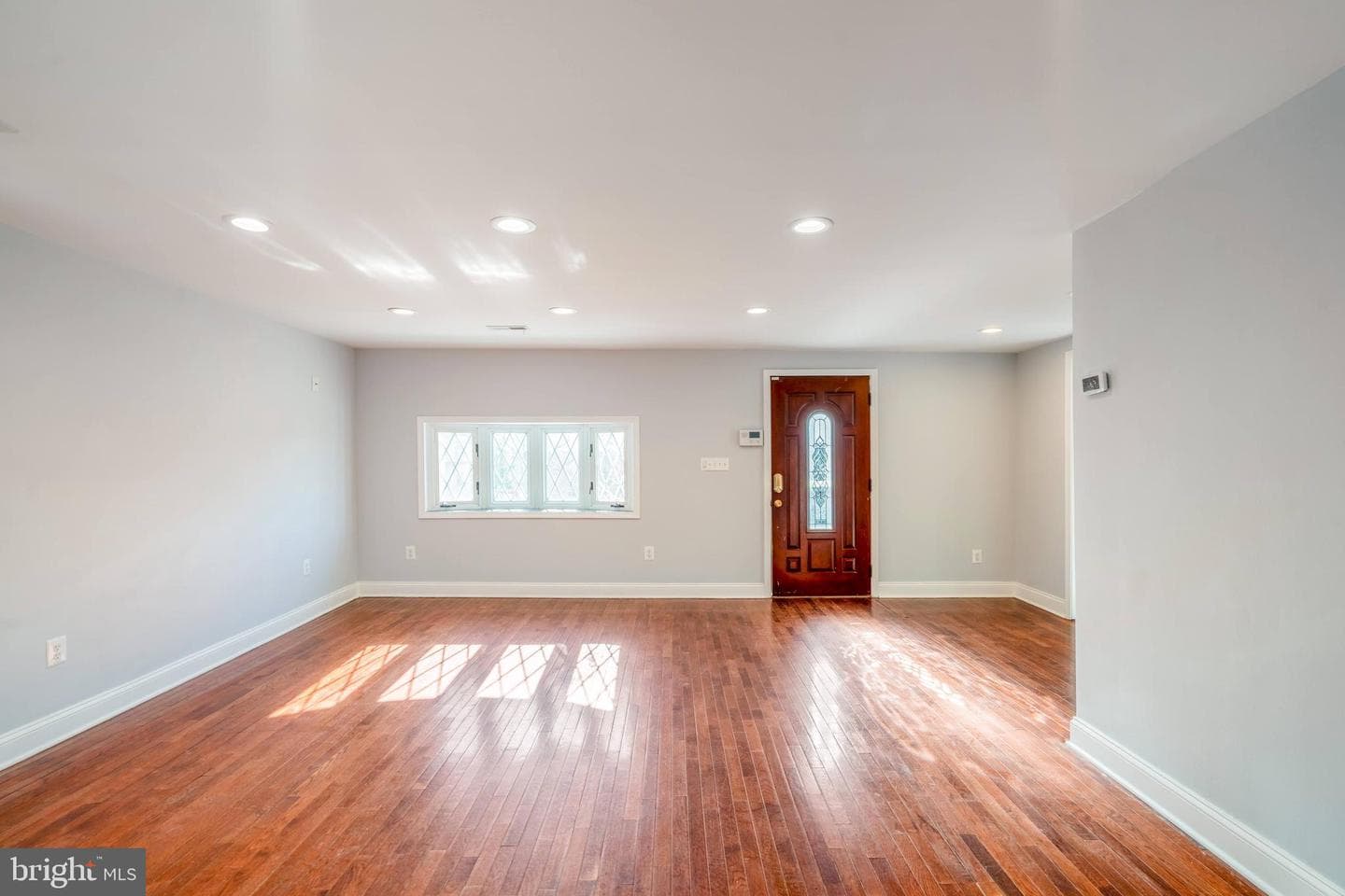 104 Ridge Avenue photo 22
