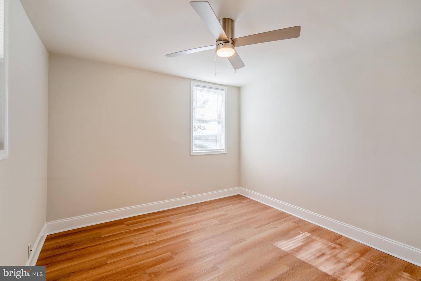 104 Ridge Avenue photo 27