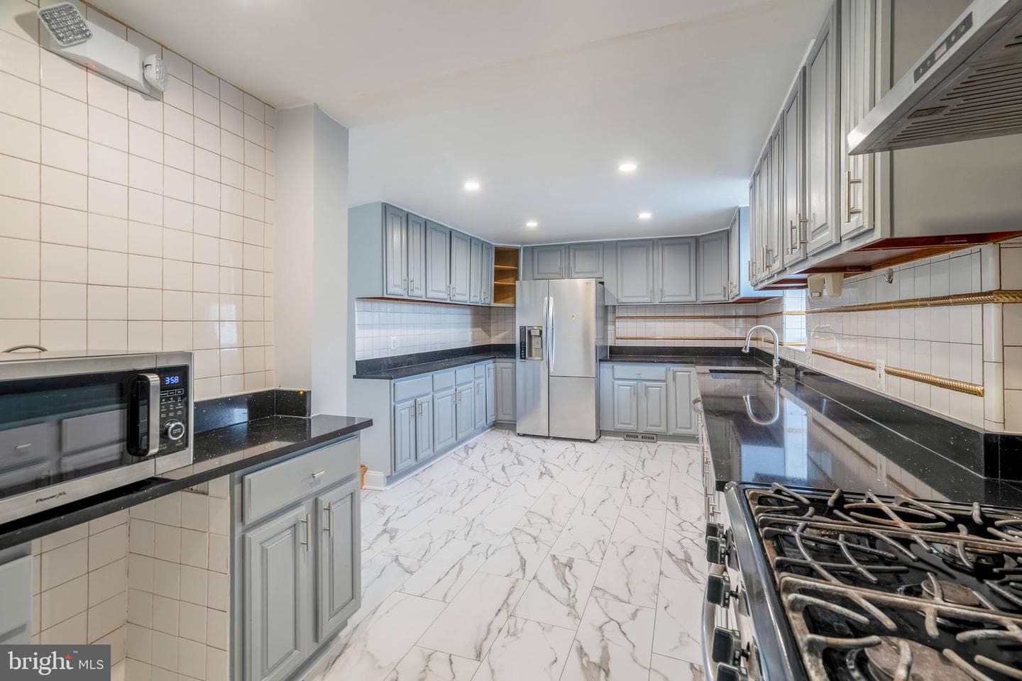 104 Ridge Avenue photo 5