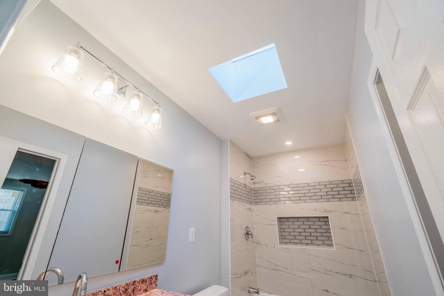 104 Ridge Avenue photo 9