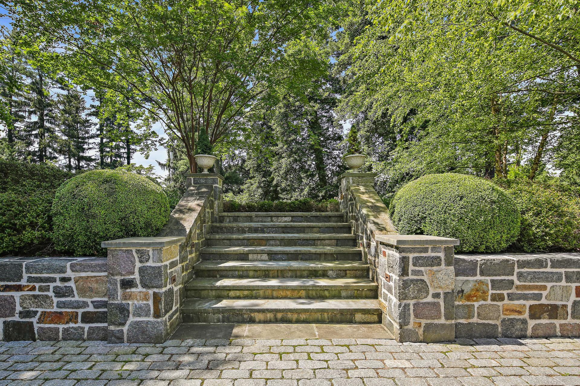 900 Army Road photo 3