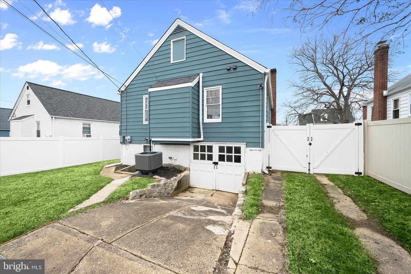 5521 Willys Avenue photo 41
