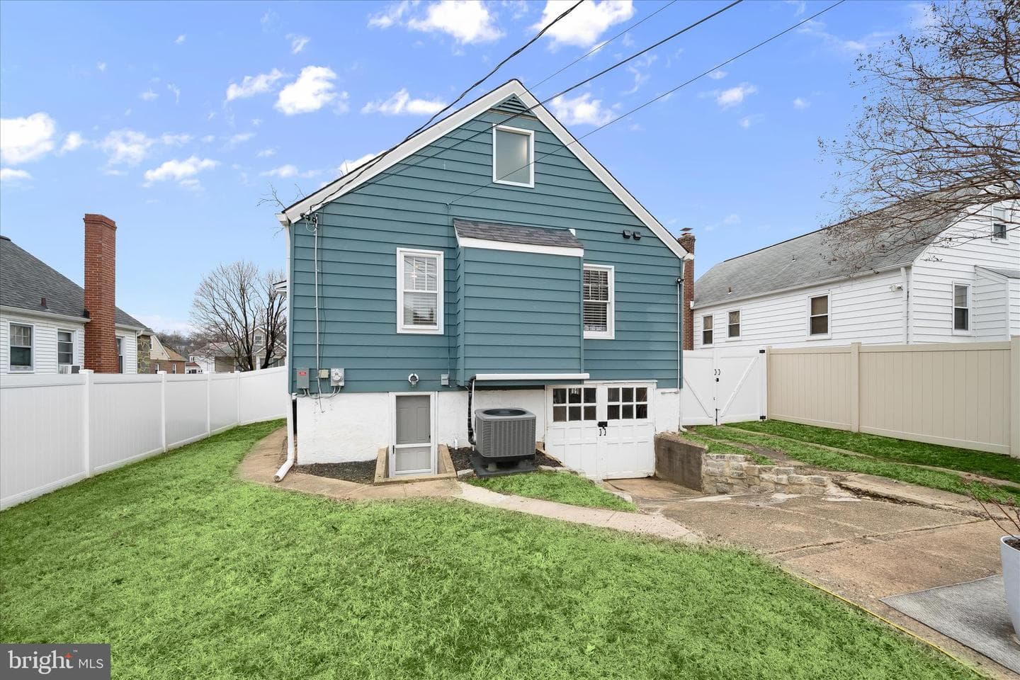 5521 Willys Avenue photo 44