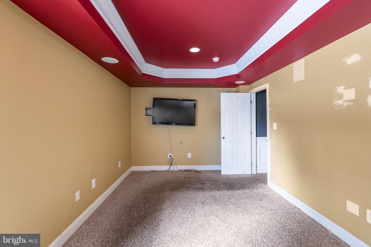 8400 Summit Avenue photo 36