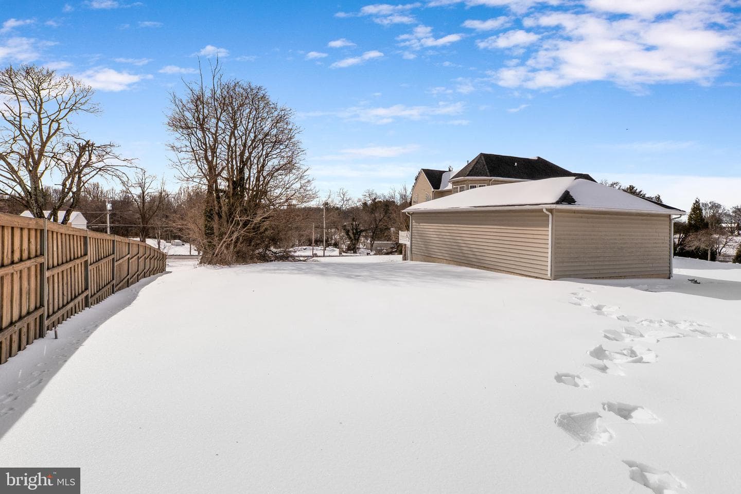 8400 Summit Avenue photo 47