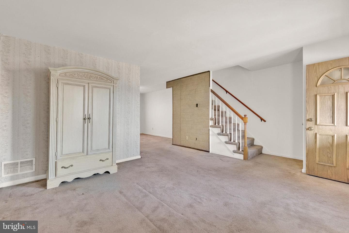 7723 Charlesmont Road photo 4