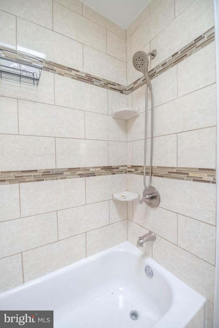 5413 Channing Road photo 30