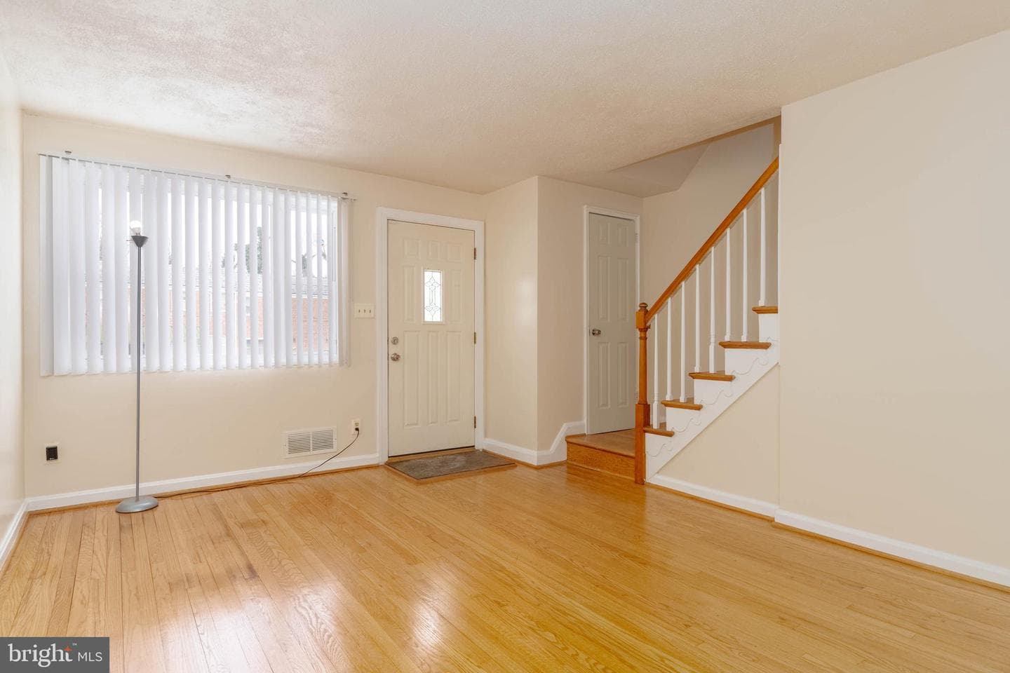 5413 Channing Road photo 6