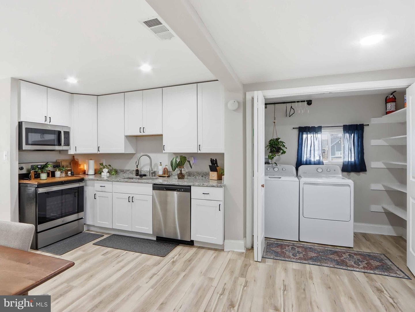 21 Dogwood Drive photo 8