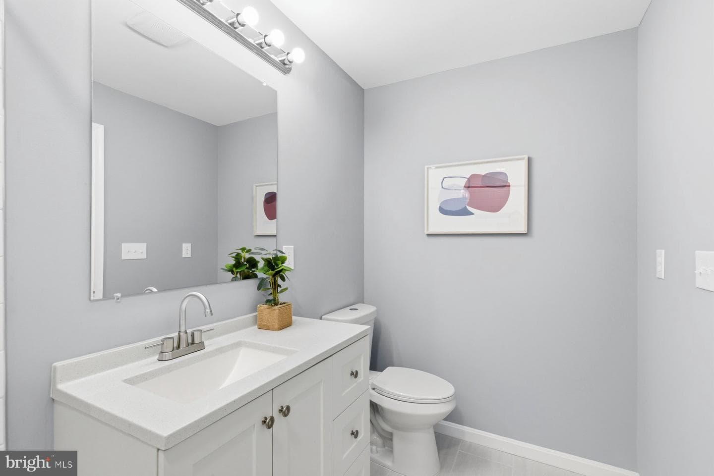 3145 Yorkway photo 15