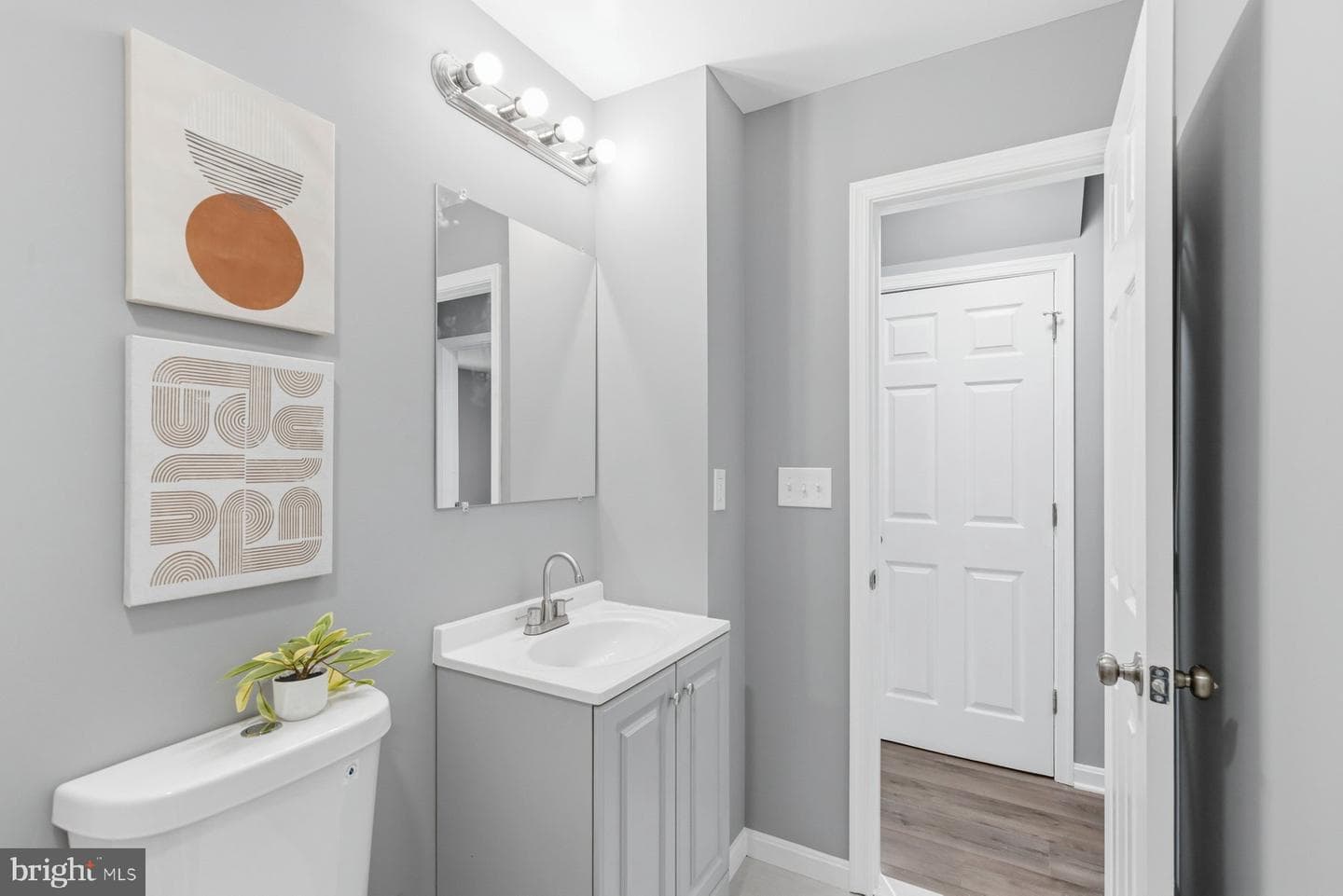3145 Yorkway photo 19