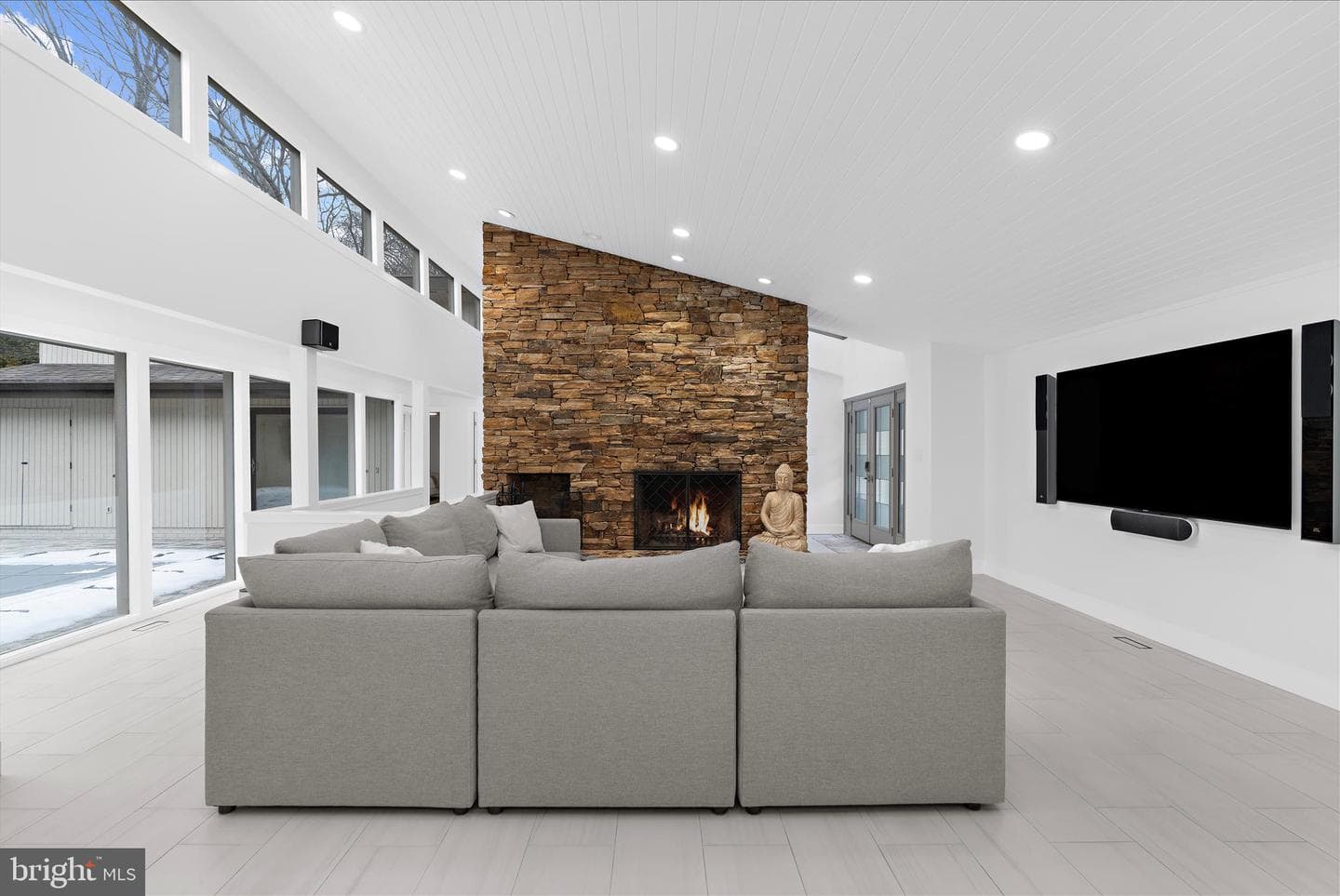 2308 Caves Road photo 11