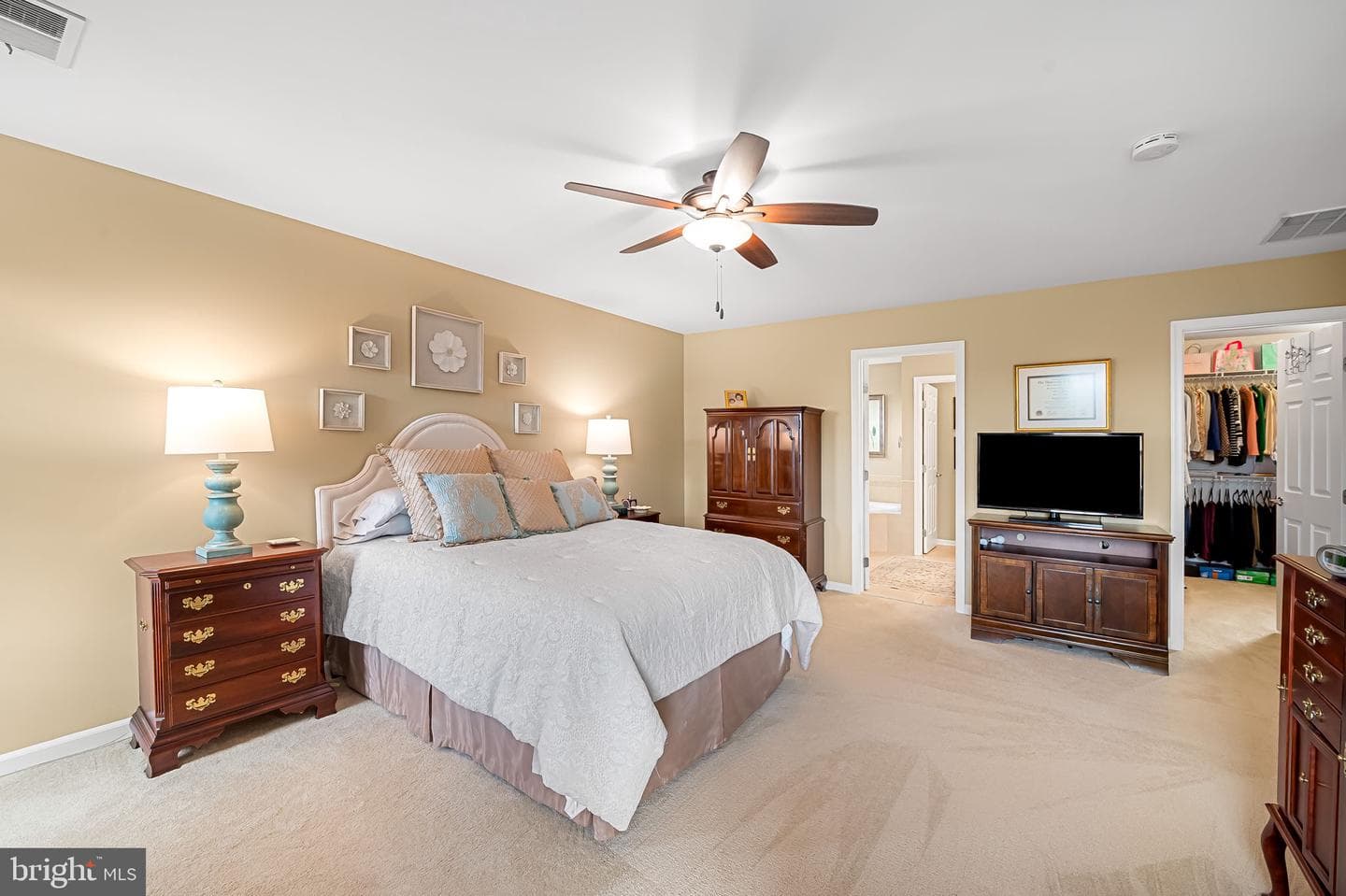 9500 Chase Creek Court photo 16