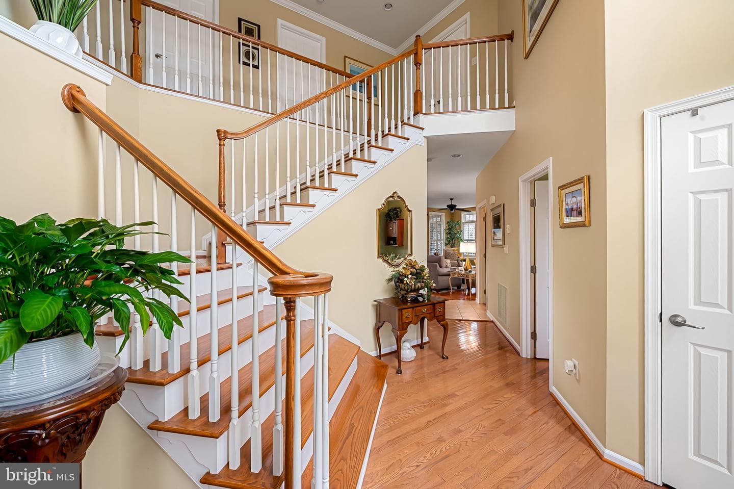 9500 Chase Creek Court photo 2