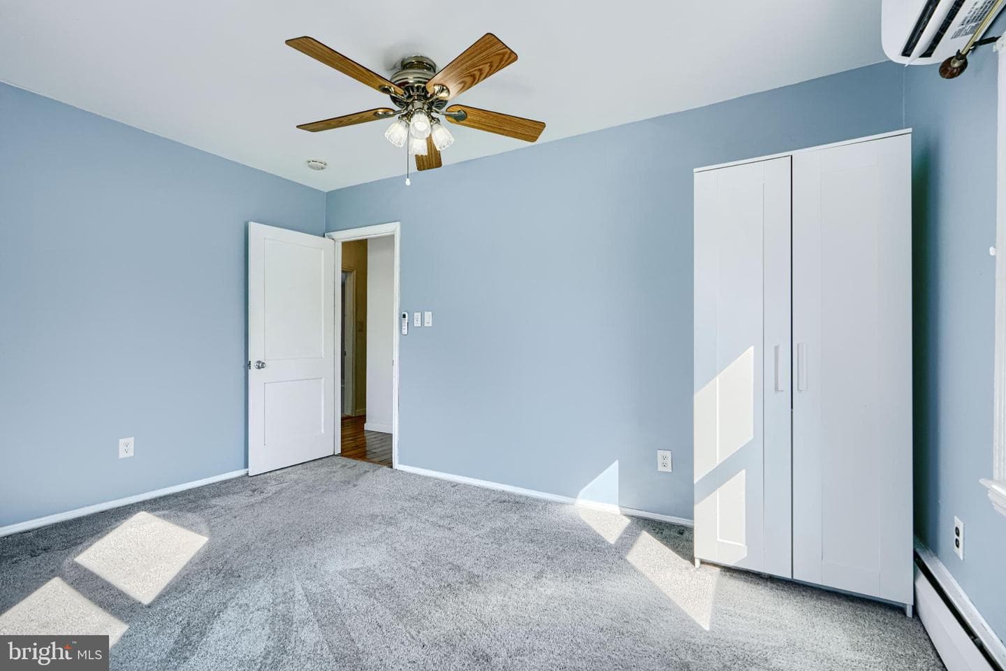 1200 Seven Oaks Road photo 13