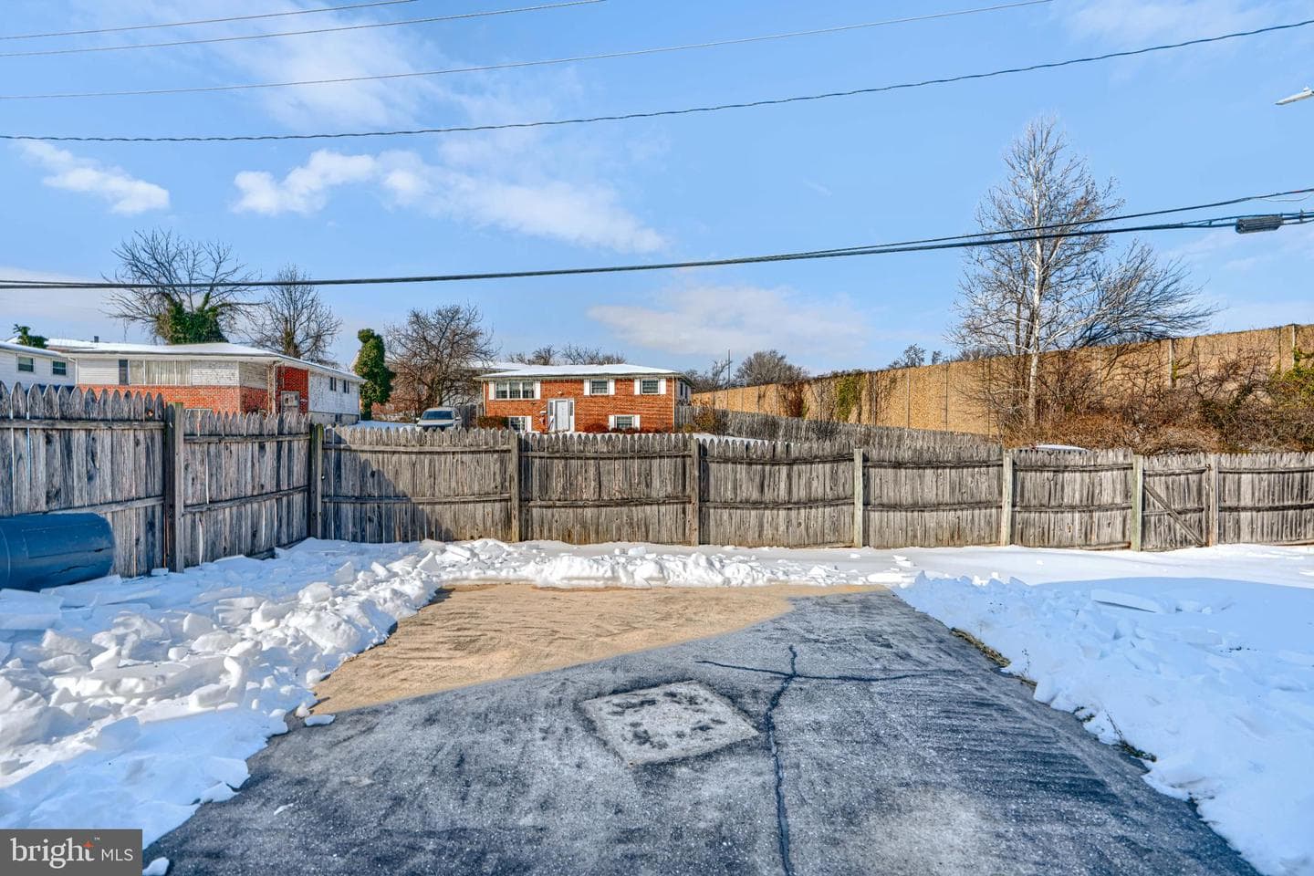 1200 Seven Oaks Road photo 18