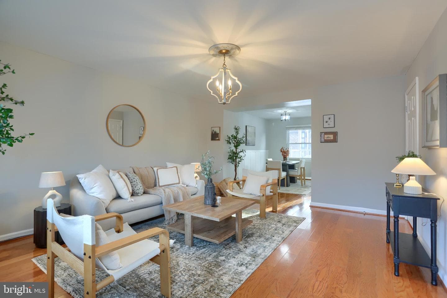 762 Seawall photo 5