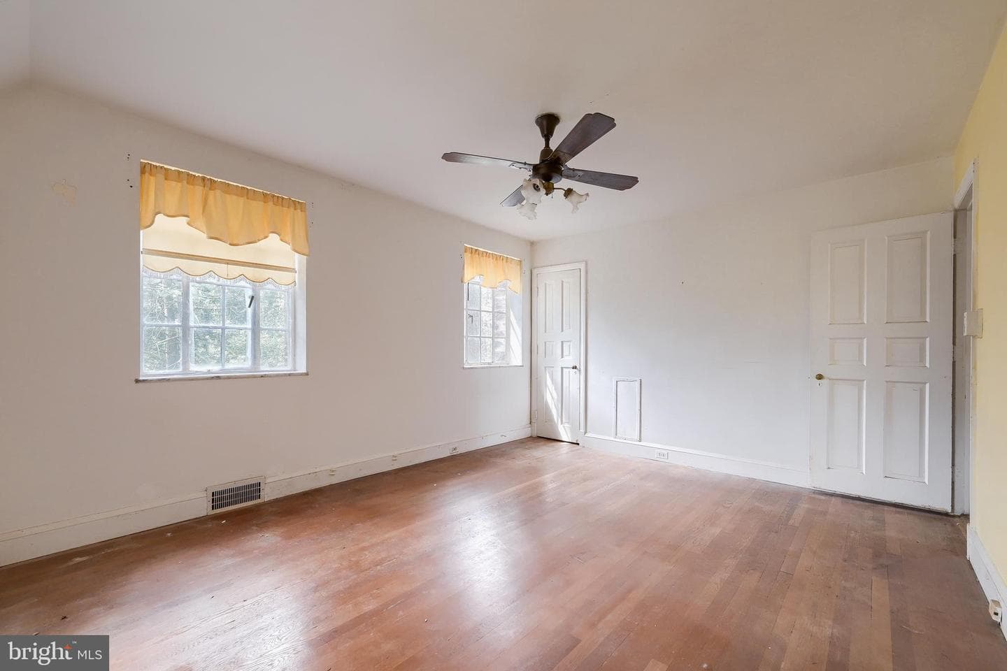 6580 Loch Raven Boulevard photo 20