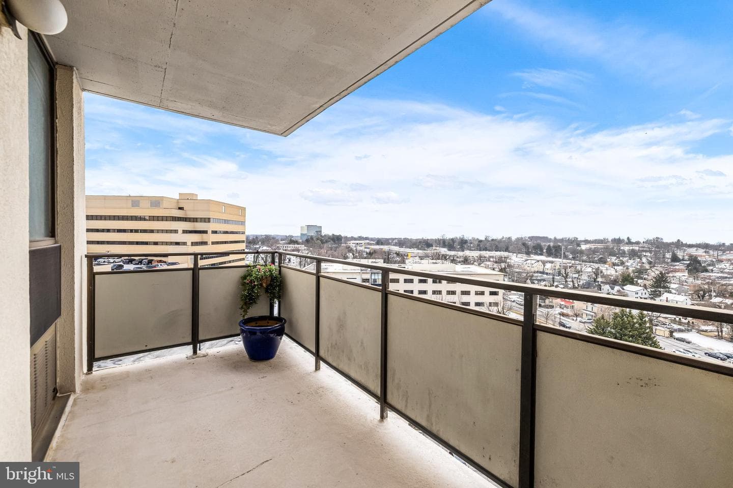 205 E Joppa Road #1103 photo 31