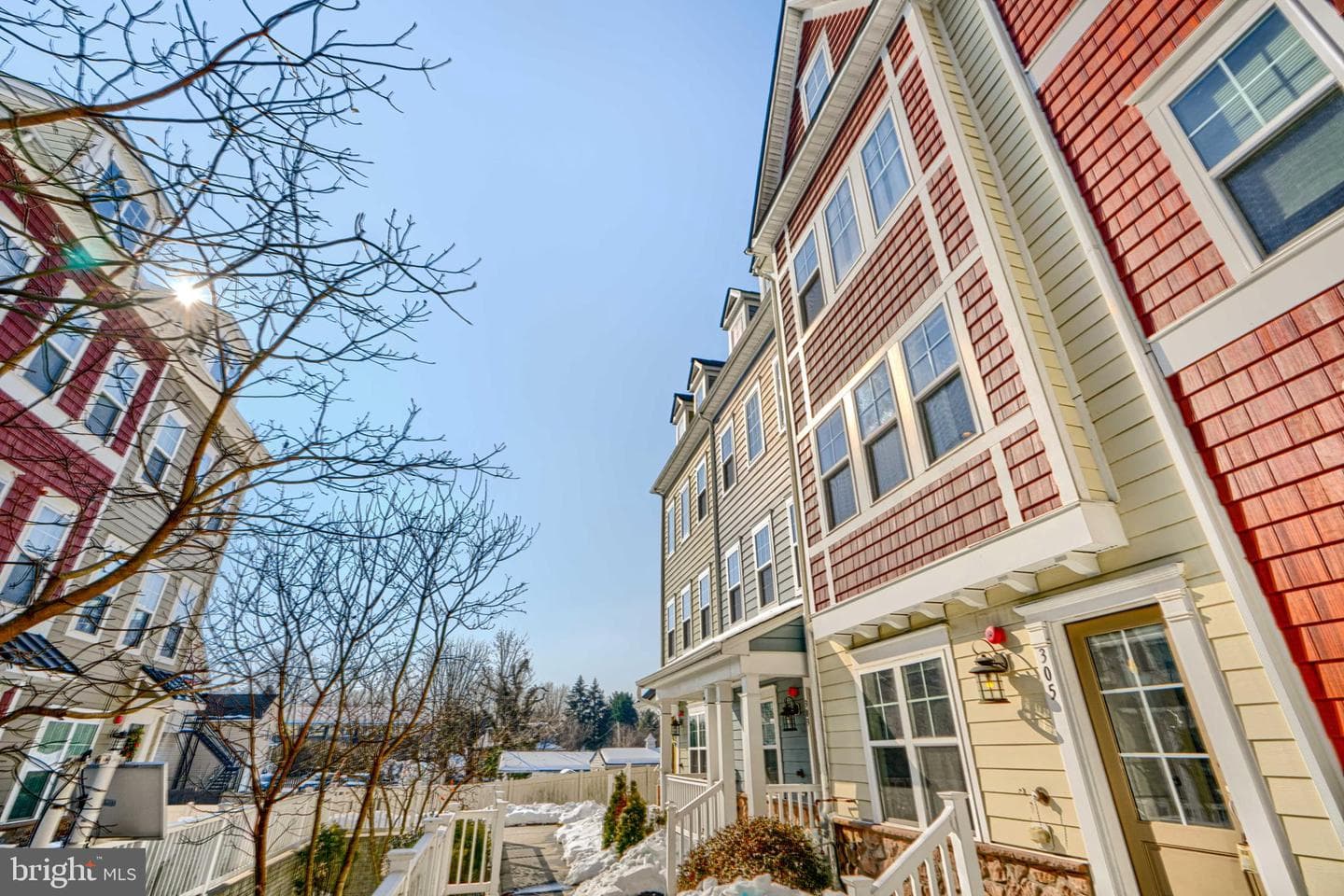 305 Davage Lane photo 3