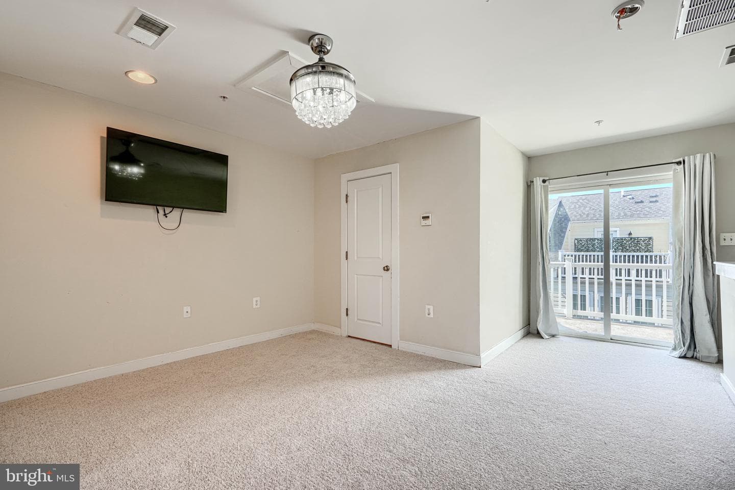 305 Davage Lane photo 38