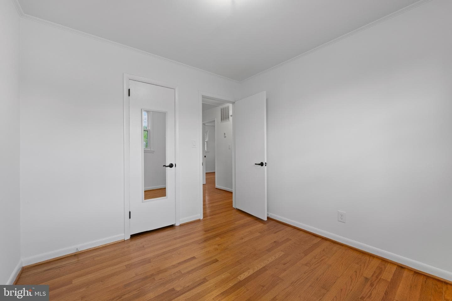 1005 Jamieson Road photo 27
