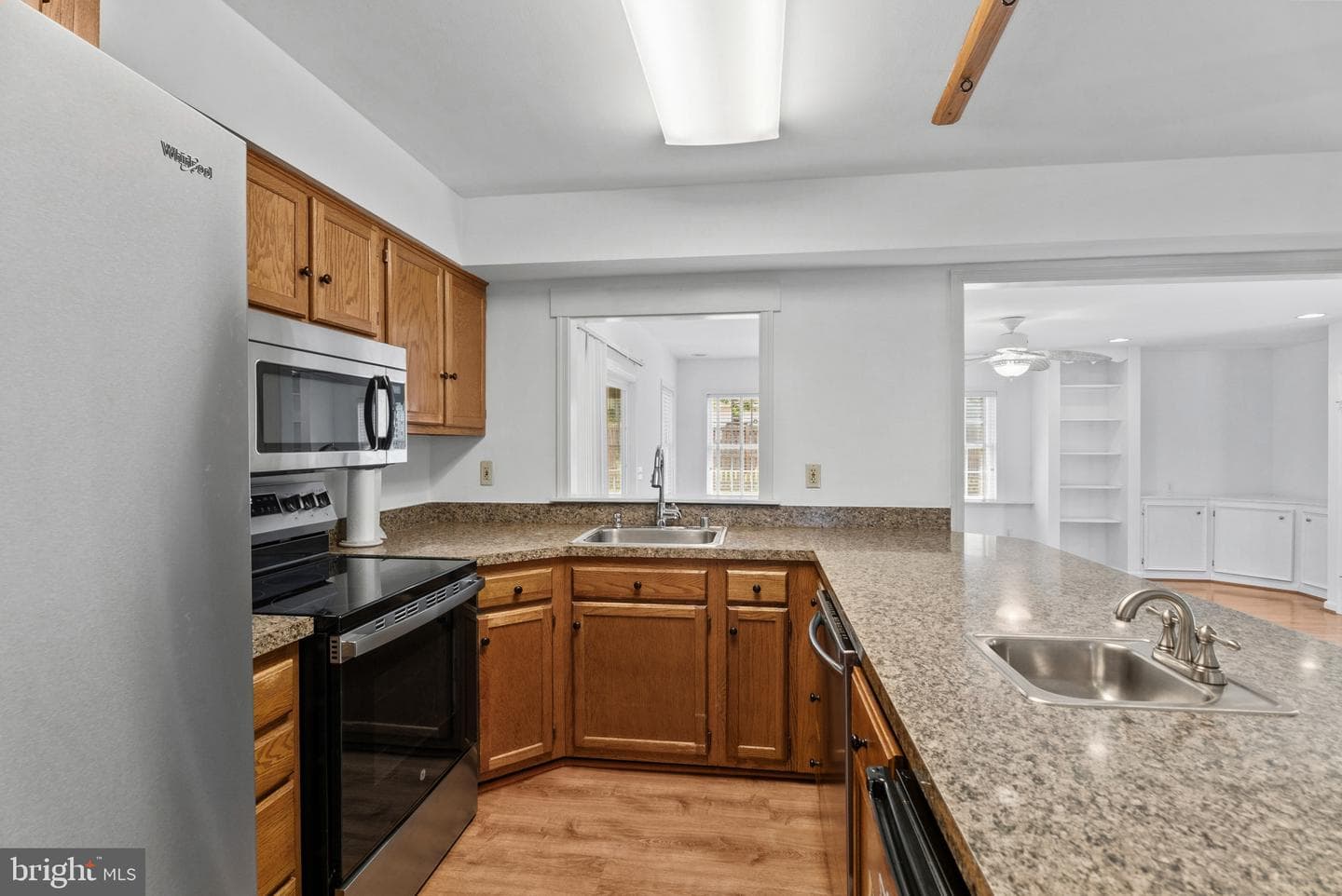 2031 Pleasant Villa Avenue photo 12