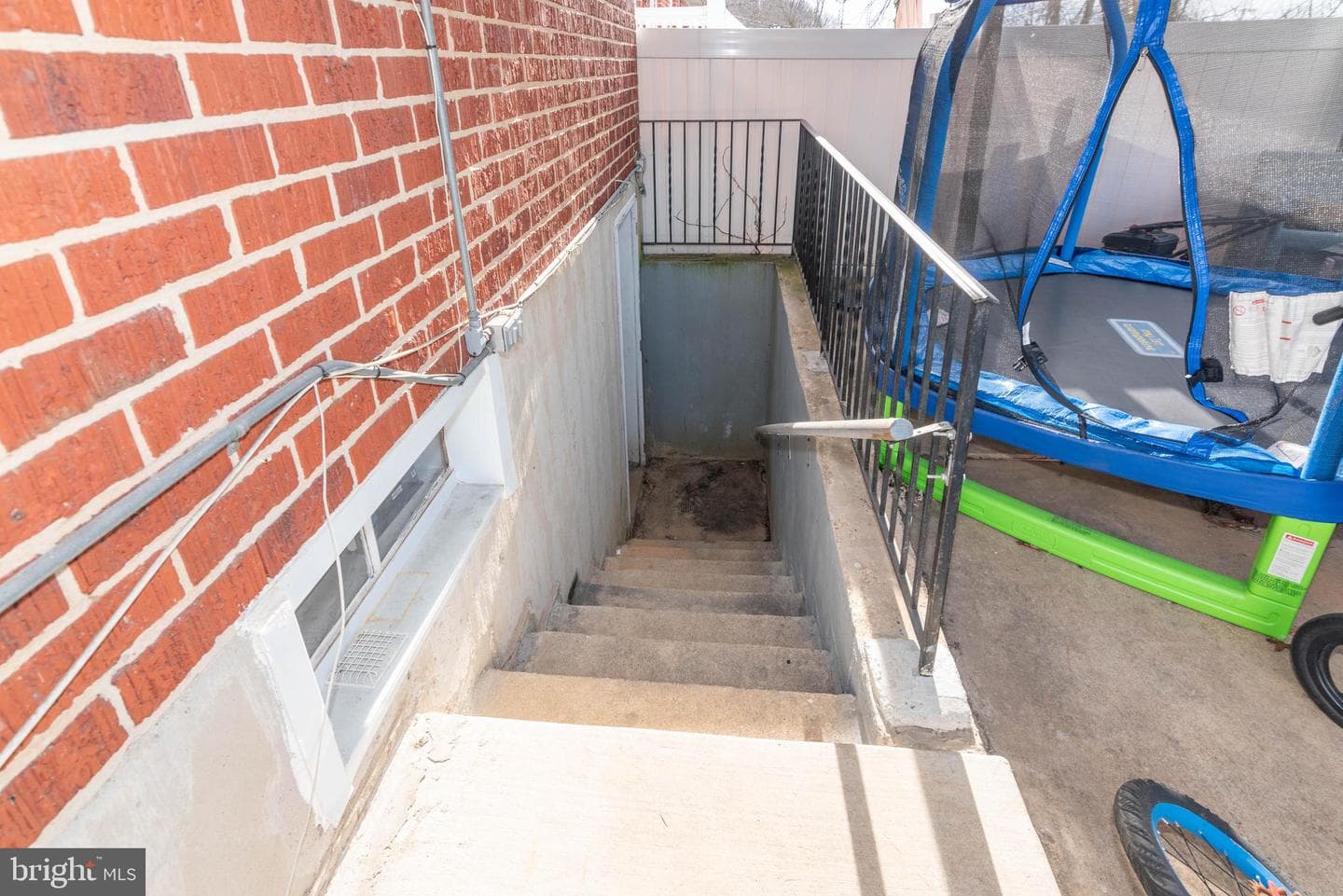 5686 Utrecht Road photo 17