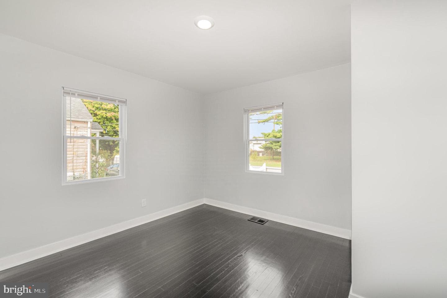 1205 N Point Road photo 16