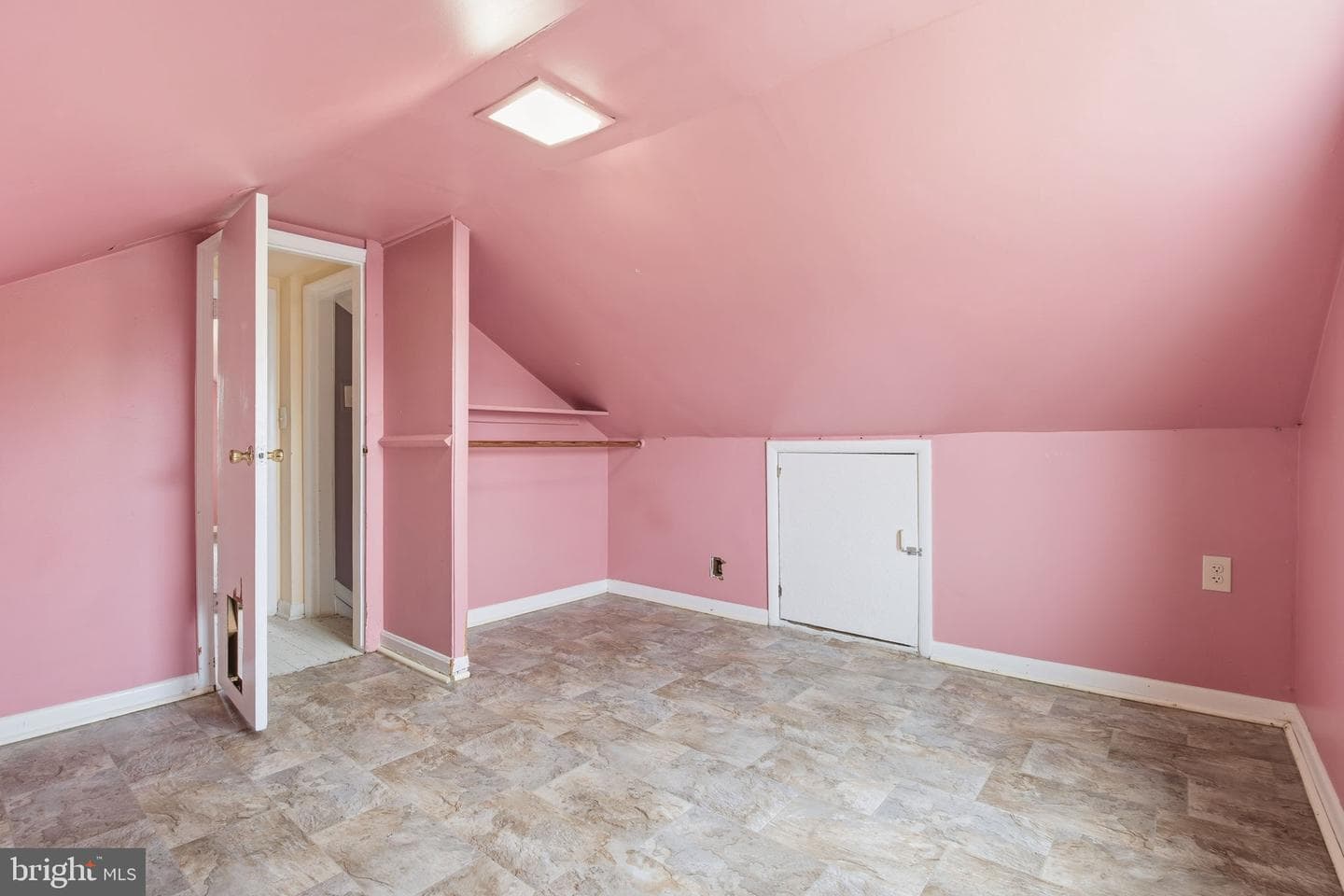 202 S Woodwell Road photo 20