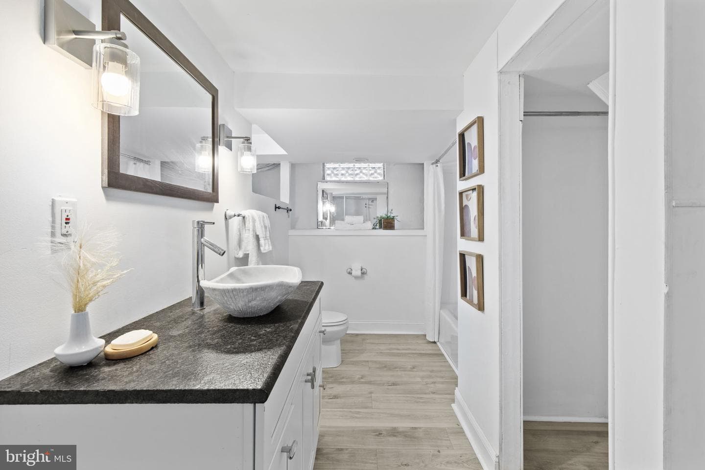 8105 Hillendale photo 28