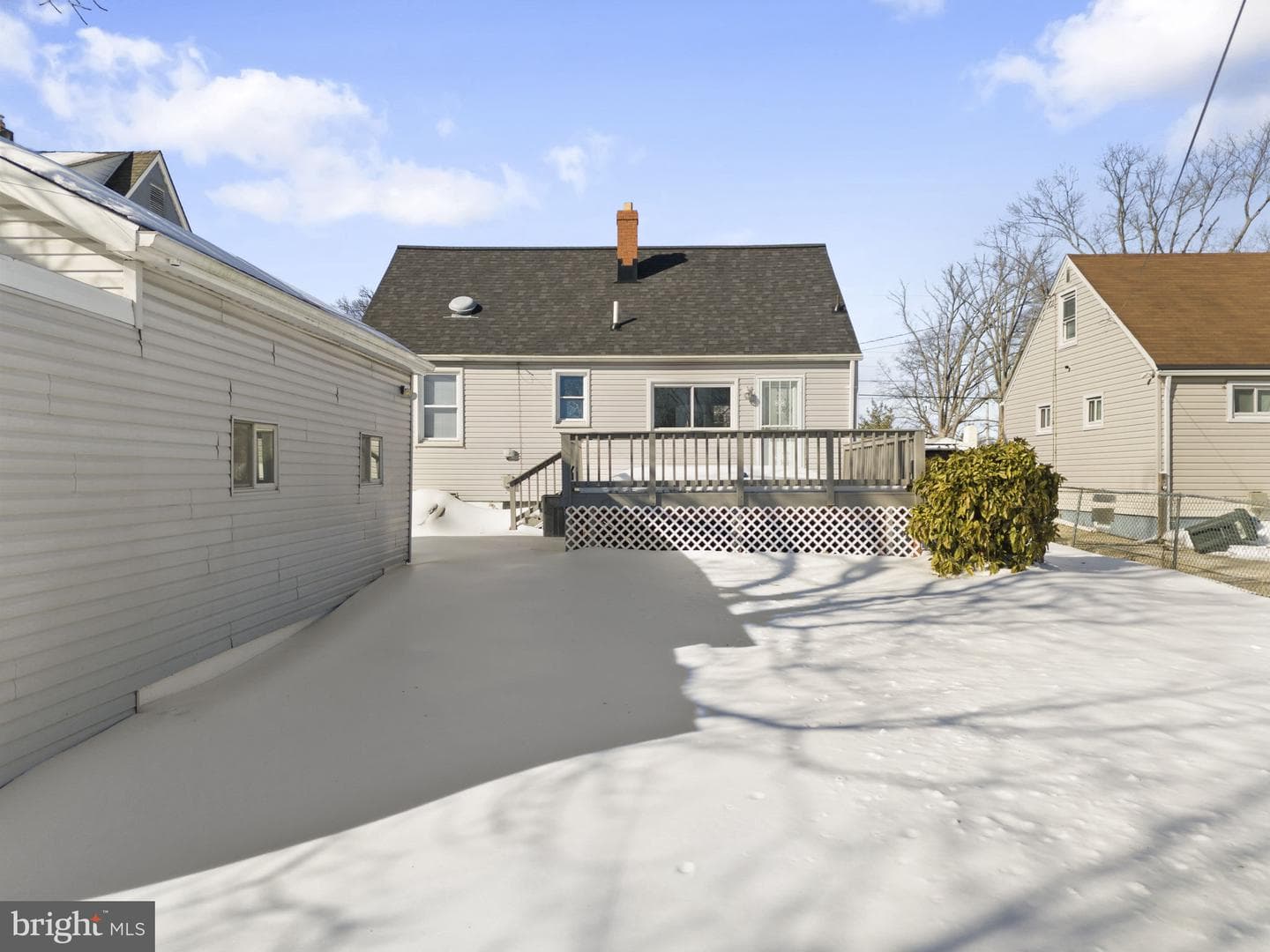 8105 Hillendale photo 34