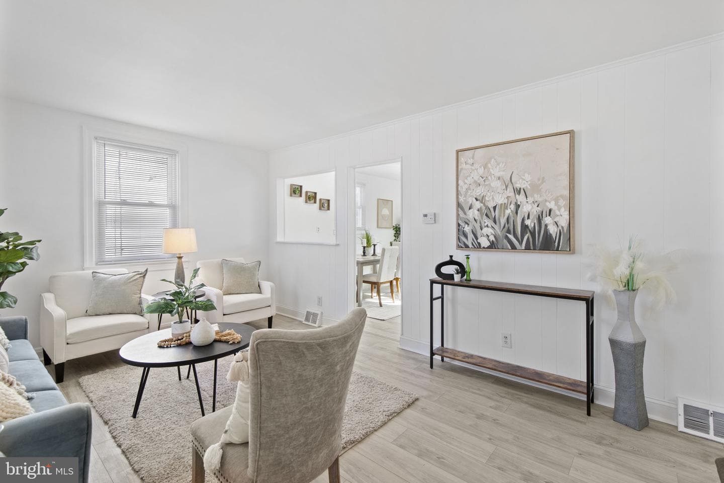8105 Hillendale photo 4