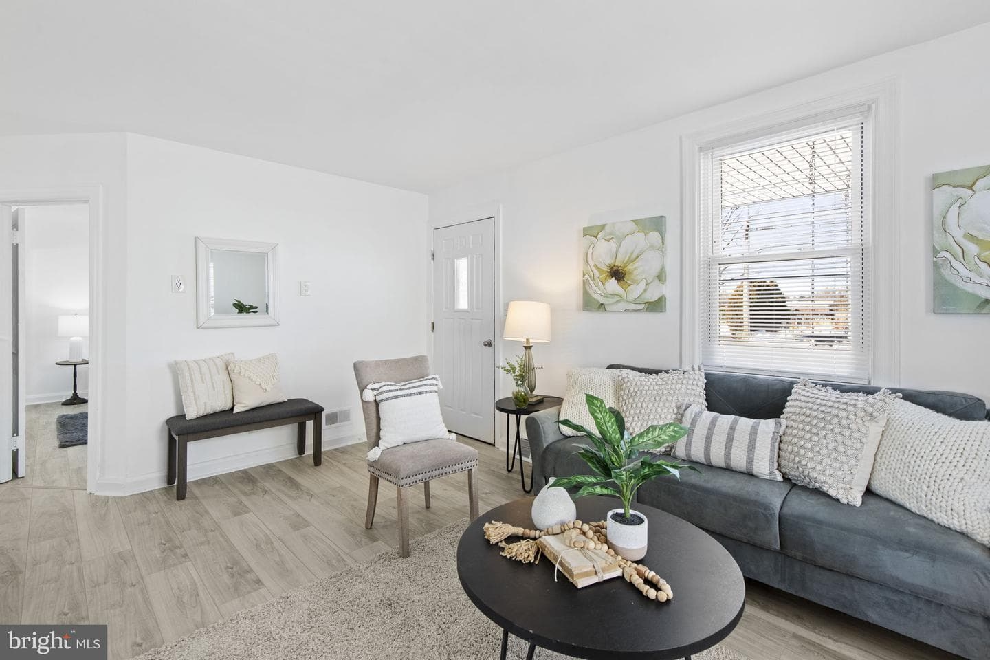 8105 Hillendale photo 6