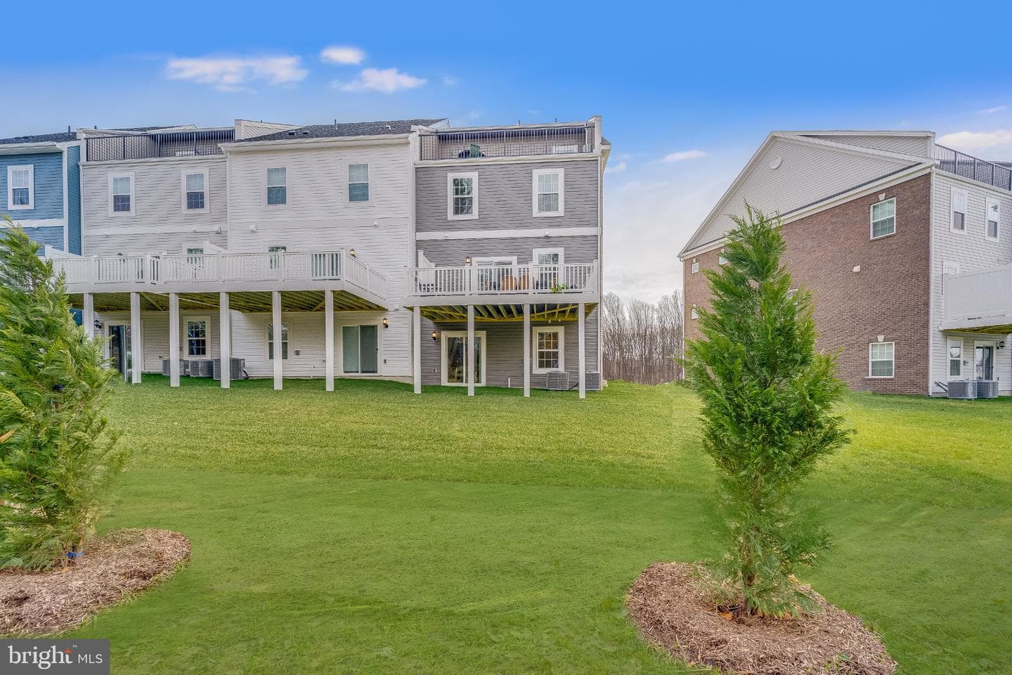 1729 Water Crossing Road photo 2