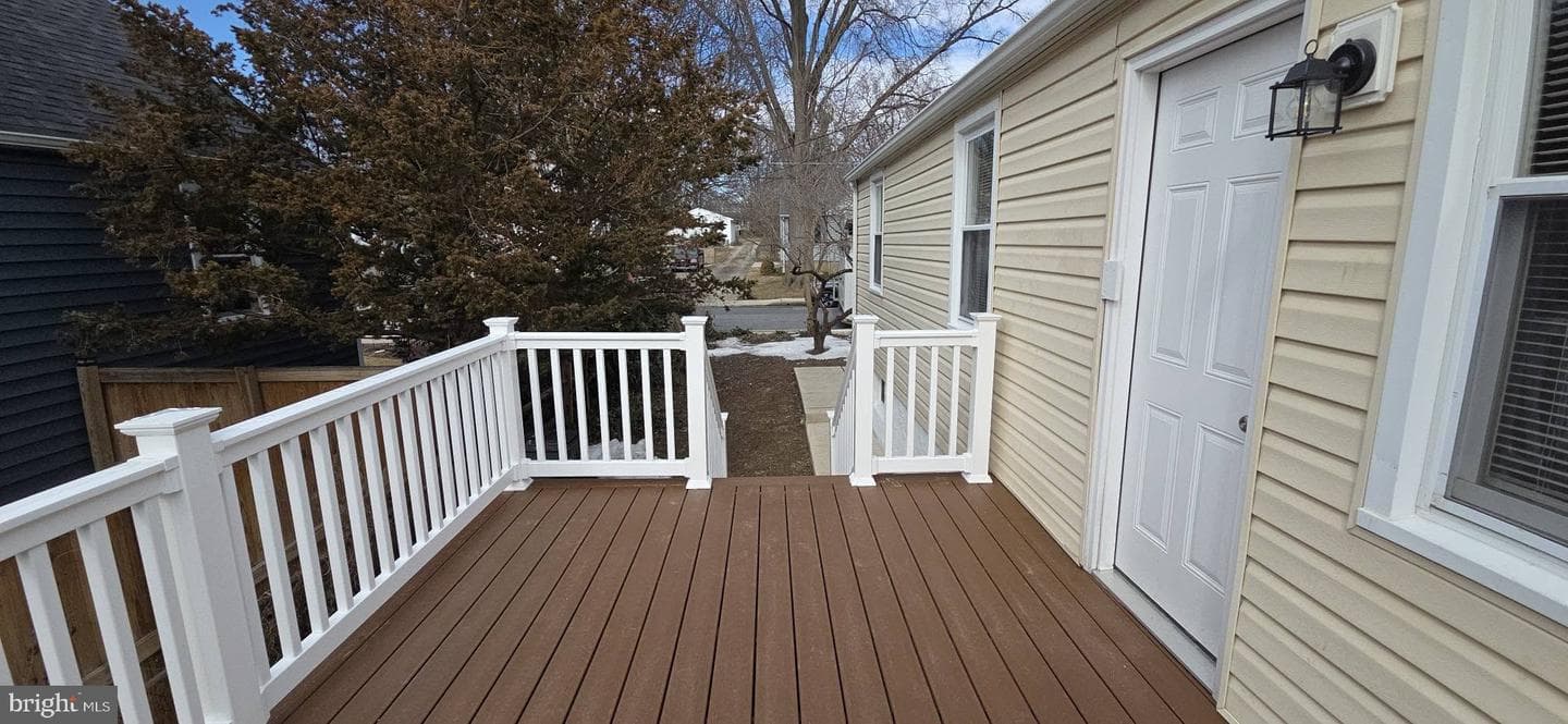 2329 Foster Avenue photo 11