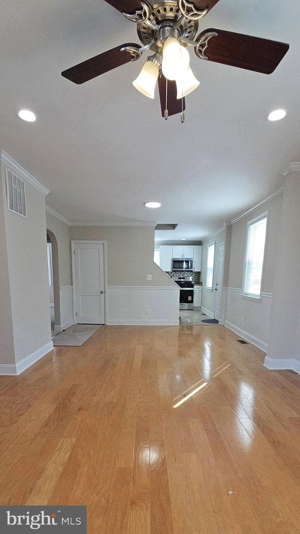 2329 Foster Avenue photo 17