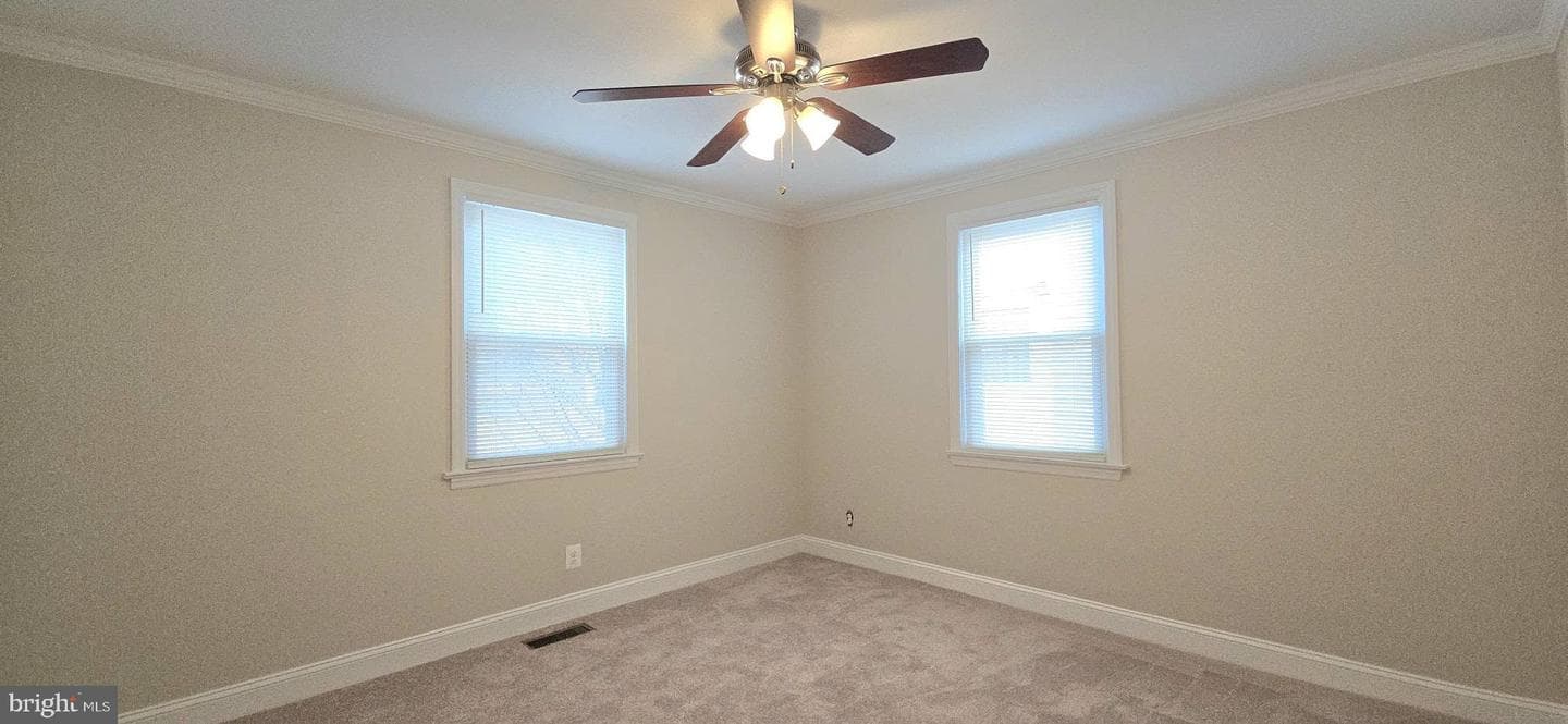 2329 Foster Avenue photo 23