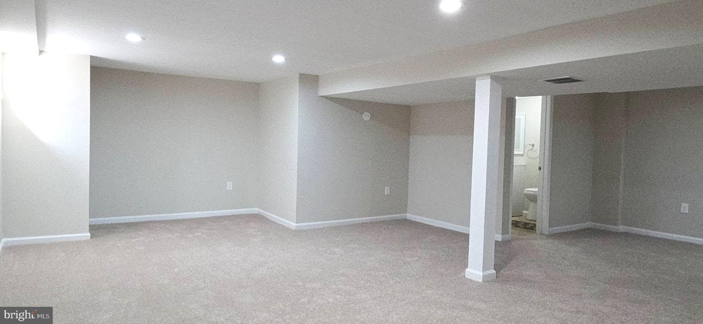 2329 Foster Avenue photo 44